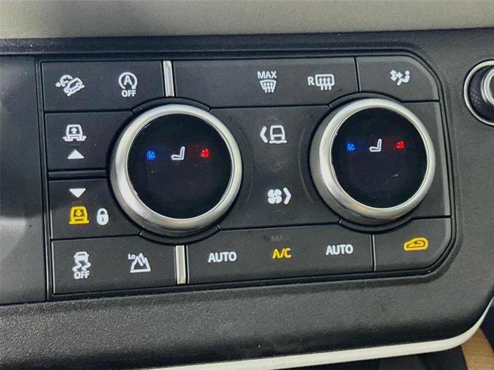 2023 Land Rover Defender S