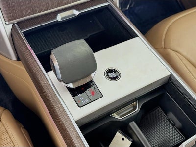 2024 Land Rover Range Rover SE