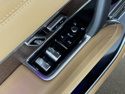 2024 Land Rover Range Rover SE