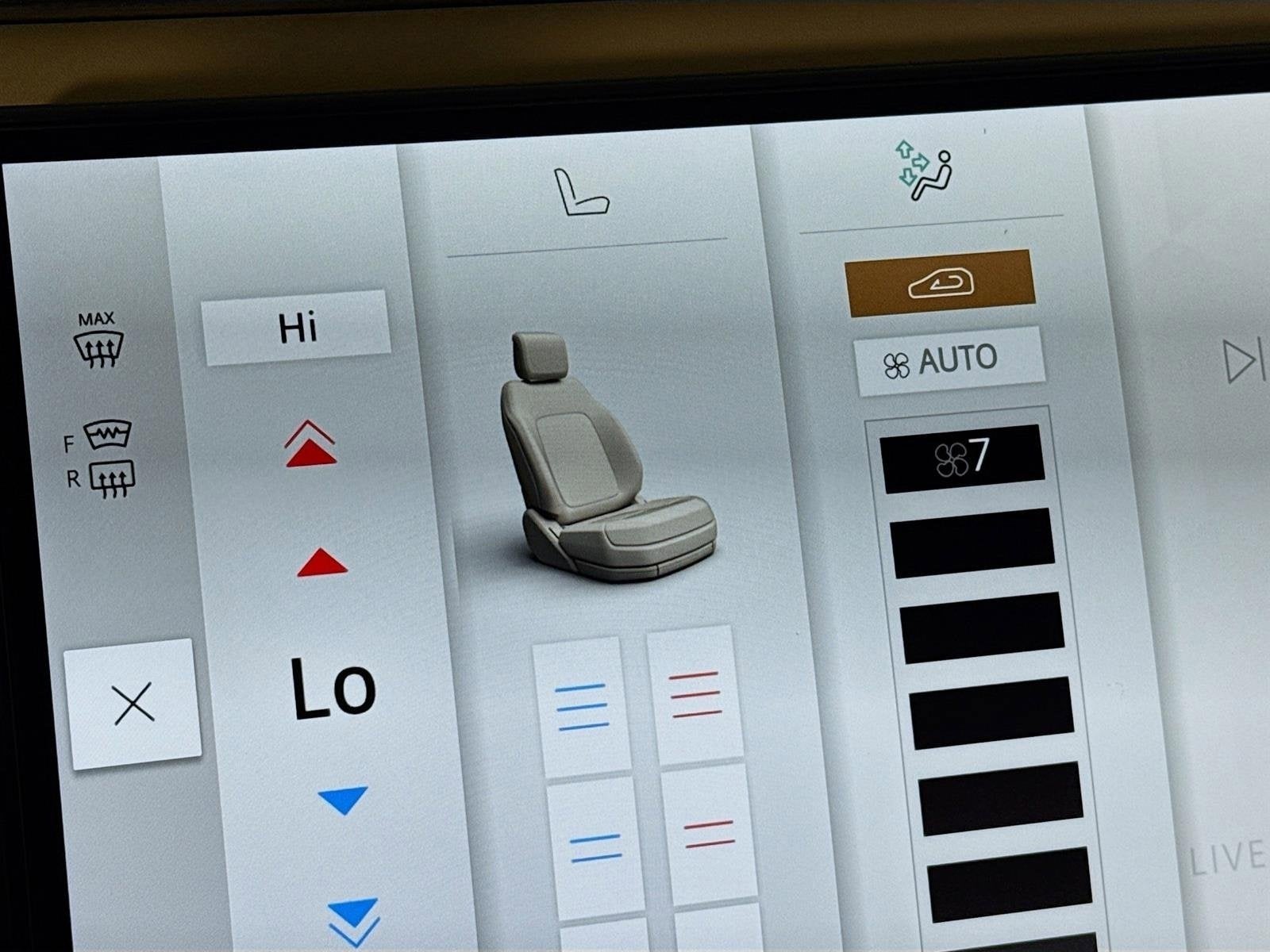 2024 Land Rover Range Rover SE