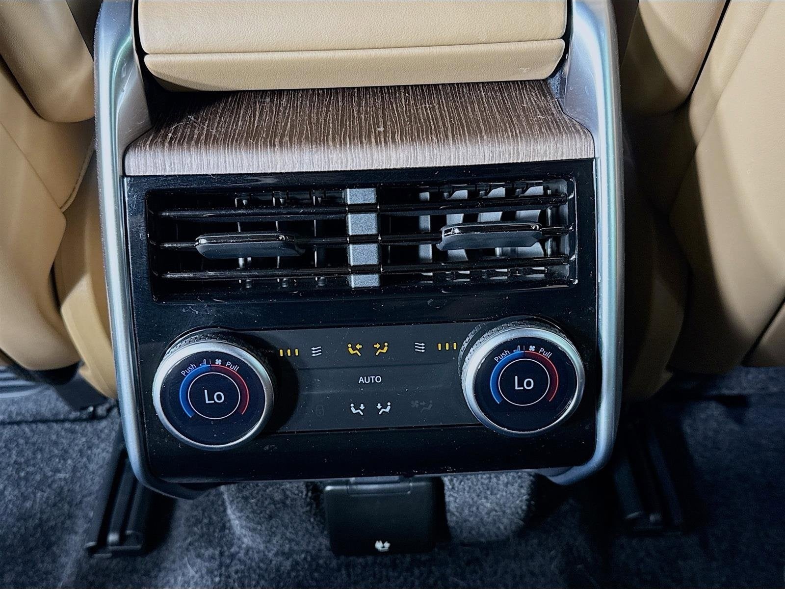 2024 Land Rover Range Rover SE