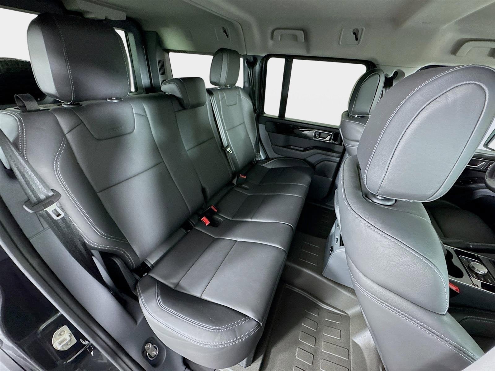 2024 INEOS Grenadier Station Wagon Base