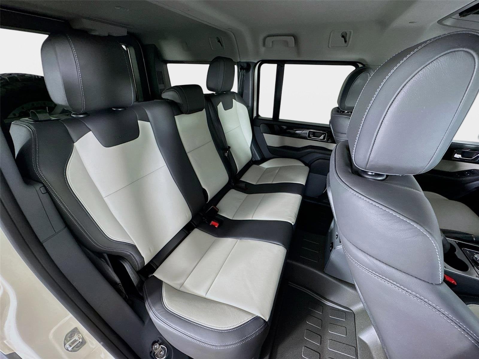 2025 INEOS Grenadier Station Wagon Fieldmaster Edition