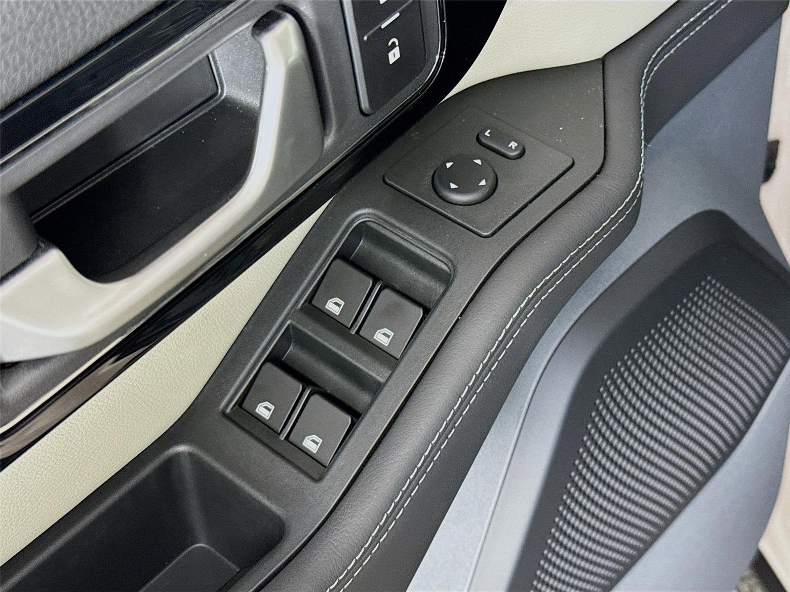 2025 INEOS Grenadier Station Wagon Fieldmaster Edition