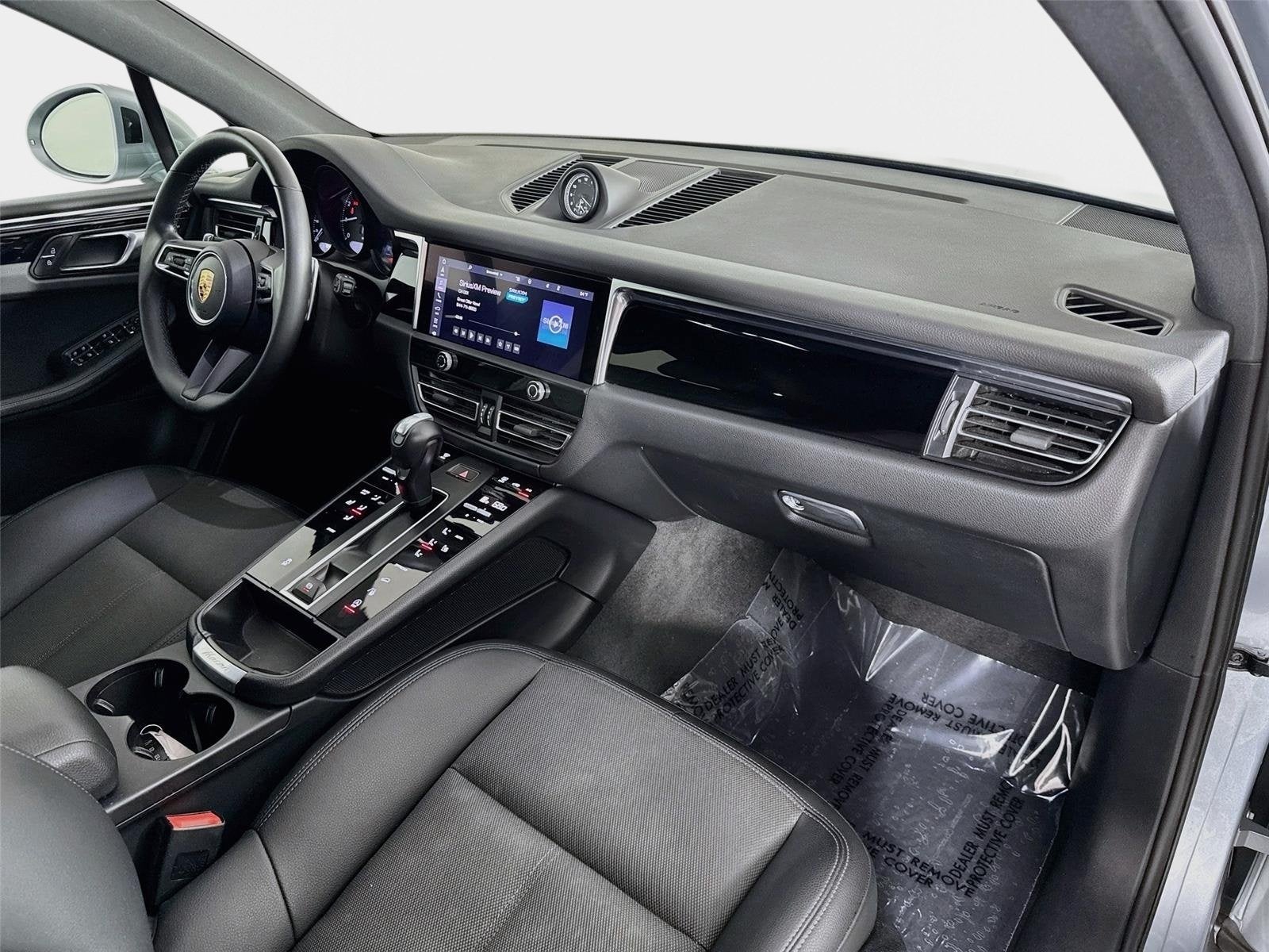 2023 Porsche Macan Base