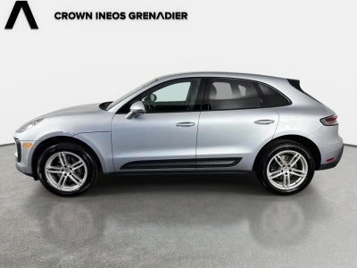 2023 Porsche Macan Base