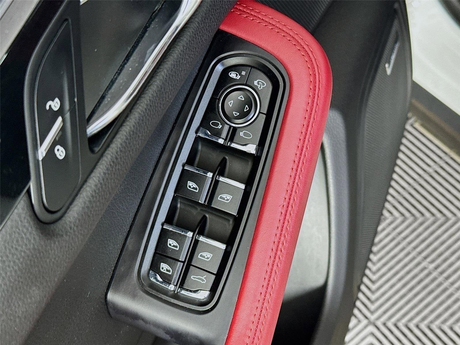 2018 Porsche Macan Base
