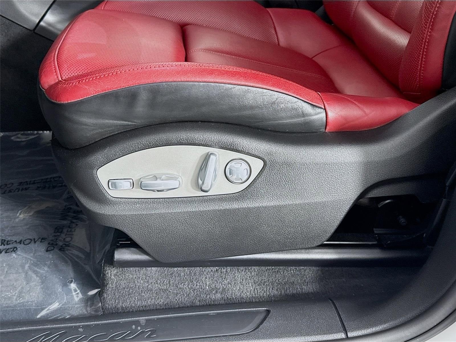 2018 Porsche Macan Base