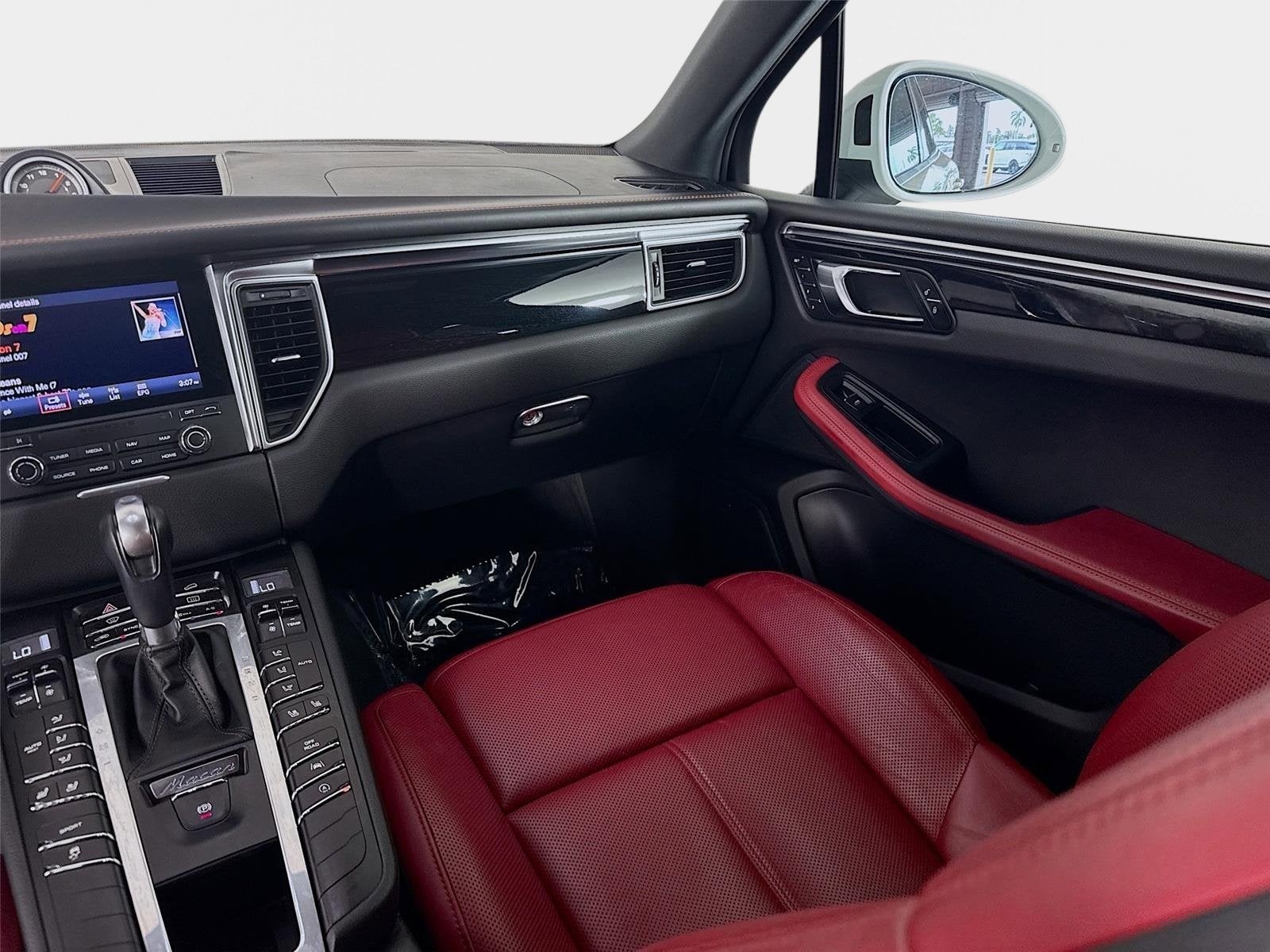 2018 Porsche Macan Base