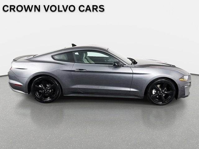 2022 Ford Mustang EcoBoost