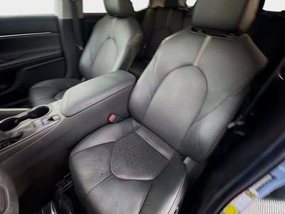 2021 Toyota Camry Hybrid XSE