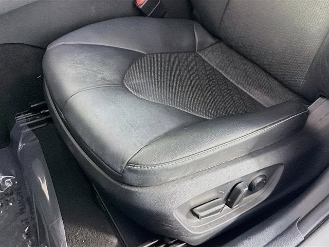 2021 Toyota Camry Hybrid XSE