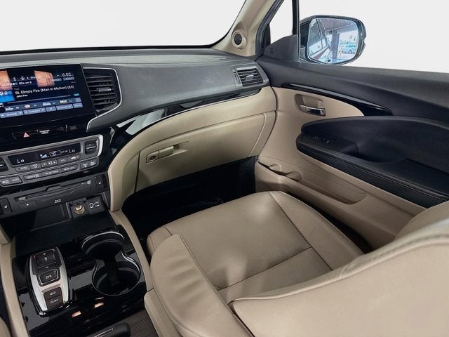 2021 Honda Pilot Touring 8-Passenger