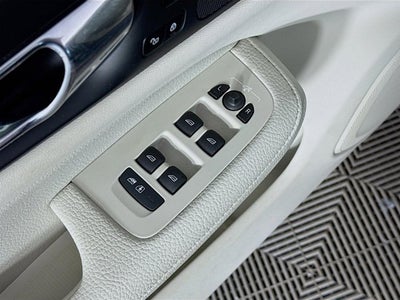 2021 Volvo S60 Momentum