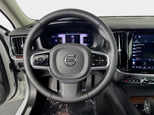 2025 Volvo S60 Plus