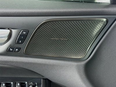 2025 Volvo S60 Plus
