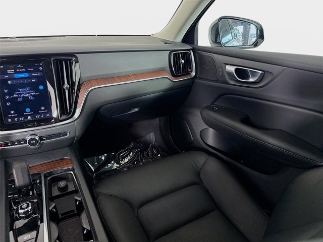 2025 Volvo S60 Plus