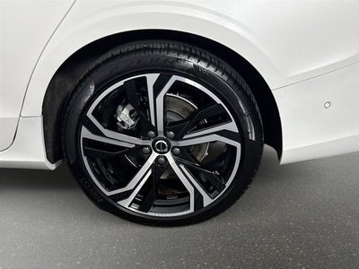 2025 Volvo S60 Plus