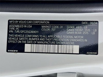 2025 Volvo S60 Plus