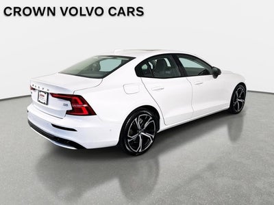 2025 Volvo S60 Plus