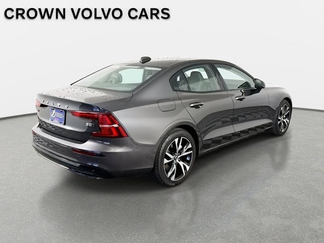 2025 Volvo S60 Plus