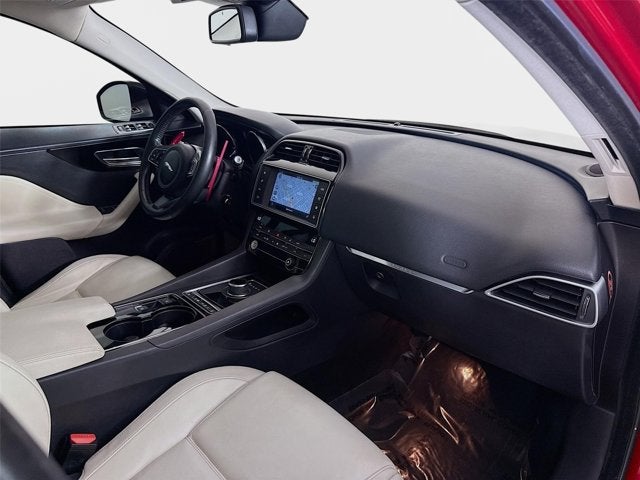 2017 Jaguar F-PACE 35t Prestige