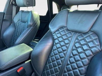 2023 Audi SQ5 Premium Plus