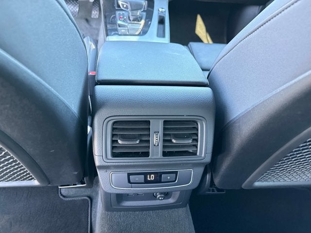 2025 Audi Q5 S line Premium