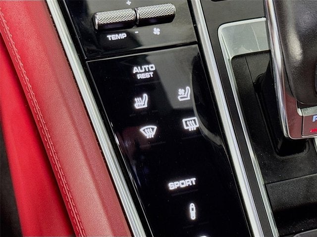 2022 Porsche Panamera 4 Platinum Edition