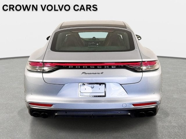 2022 Porsche Panamera 4 Platinum Edition