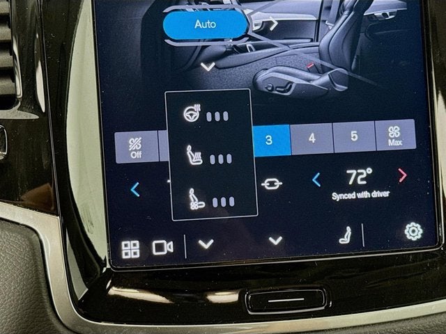 2024 Volvo XC90 Ultimate Bright Theme