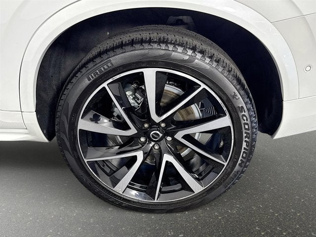 2024 Volvo XC90 Ultimate Bright Theme