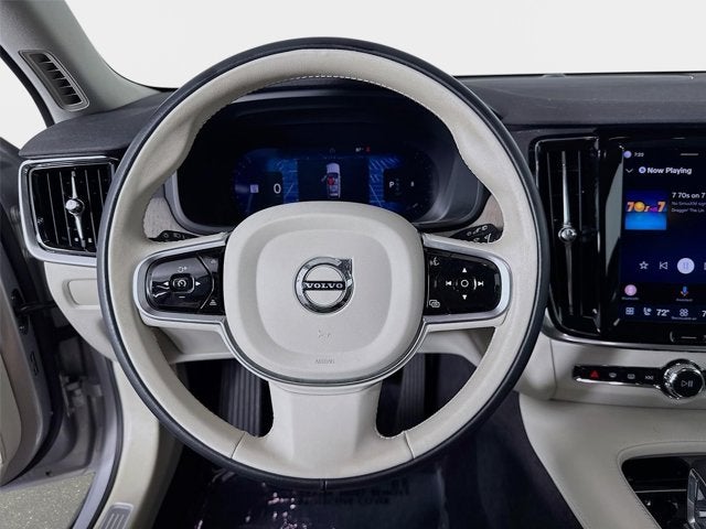 2025 Volvo V90 Cross Country Plus