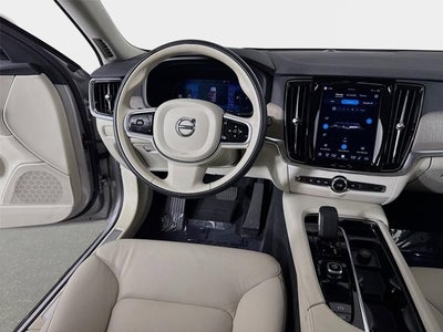 2025 Volvo V90 Cross Country Plus