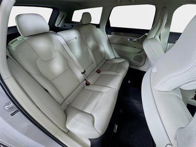 2025 Volvo V90 Cross Country Plus