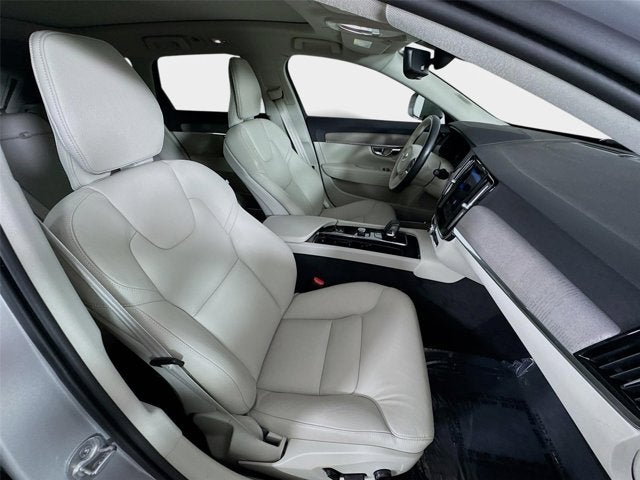 2025 Volvo V90 Cross Country Plus
