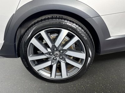 2025 Volvo V90 Cross Country Plus