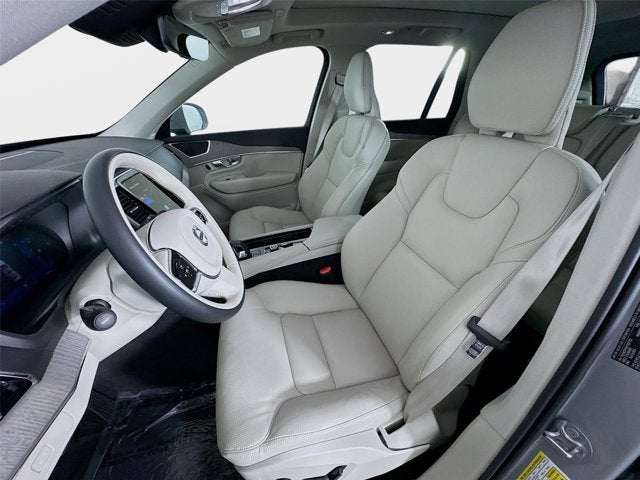 2025 Volvo XC90 Plus
