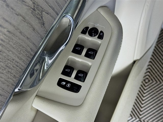 2025 Volvo XC90 Plus