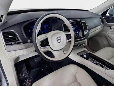 2025 Volvo XC90 Plus