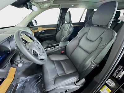 2024 Volvo XC90 Plus Bright Theme