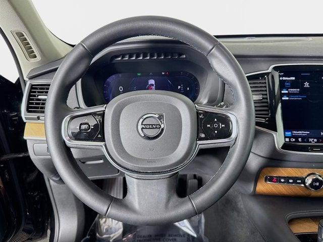 2024 Volvo XC90 Plus Bright Theme