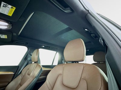 2024 Volvo XC90 Plus Bright Theme