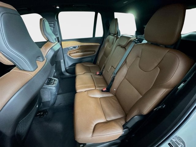 2024 Volvo XC90 Plus Bright Theme