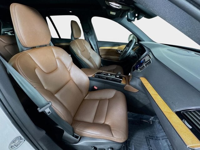 2024 Volvo XC90 Plus Bright Theme