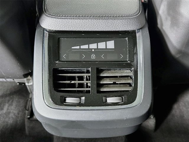 2020 Volvo XC90 Momentum