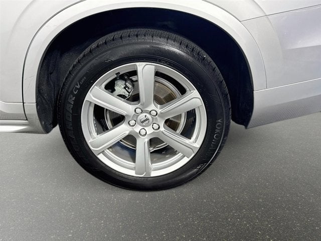 2020 Volvo XC90 Momentum