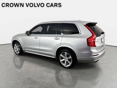 2020 Volvo XC90 Momentum