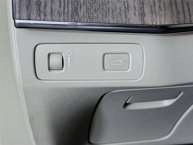 2022 Volvo XC90 Inscription