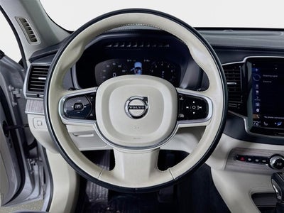 2022 Volvo XC90 Inscription